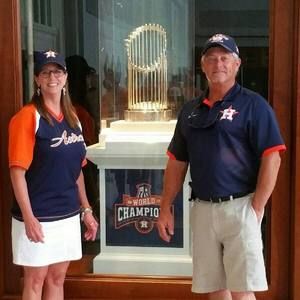 Meet your Posher, Laura